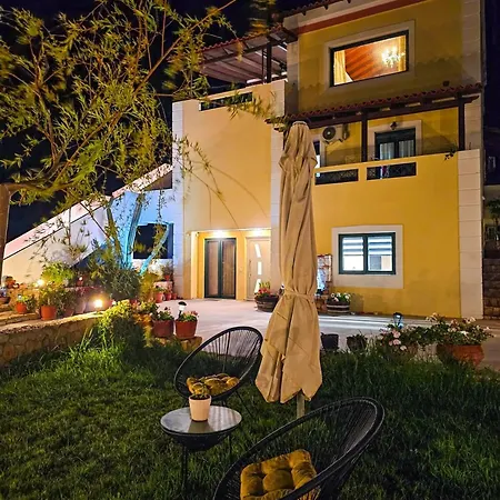 Aitheras With Sea Views And Garden Villa
